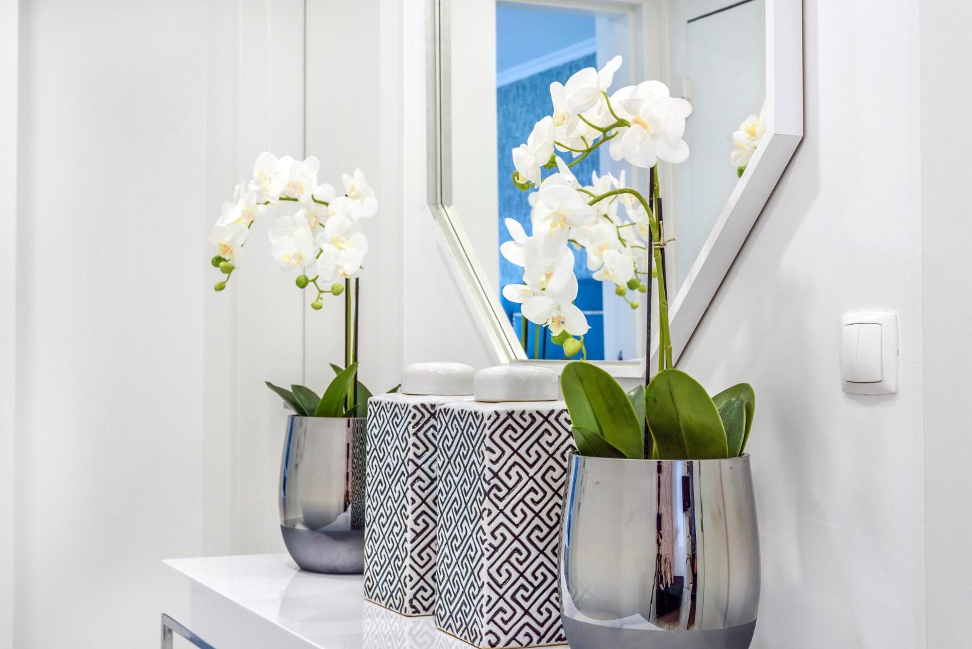 Whome City Chic Escape: Your Stylish Haven In Downtown Lisboa Exterior foto