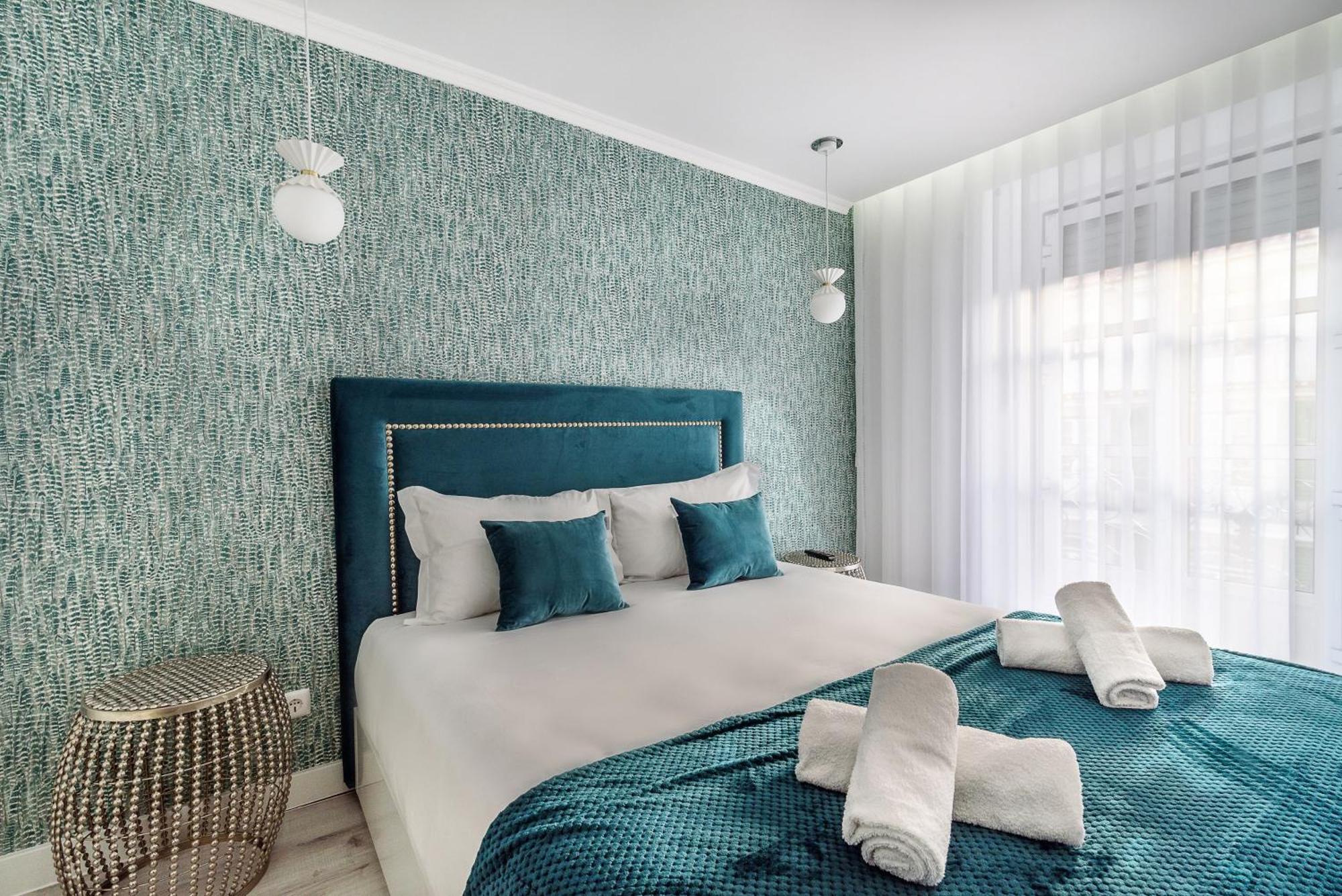 Whome City Chic Escape: Your Stylish Haven In Downtown Lisboa Exterior foto